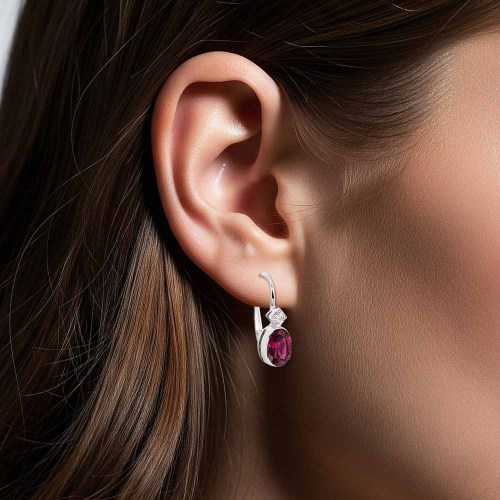 Ovális rubin fülbevaló - kapcsos