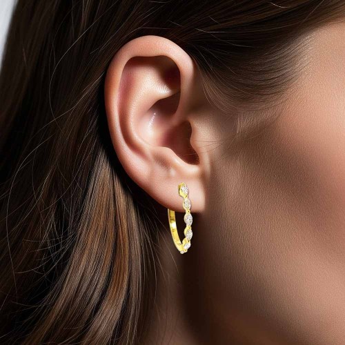 Karika gyémánt fülbevaló, 18K arany - Marquise