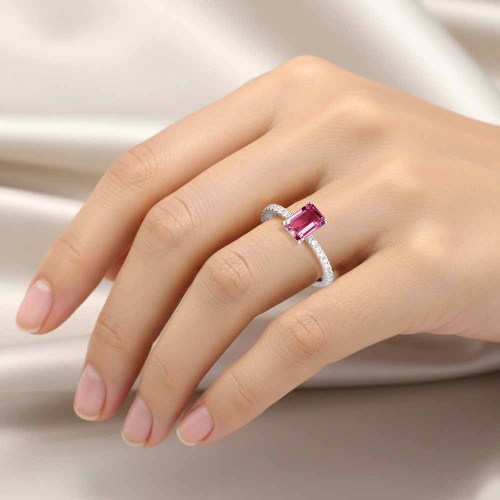 Turmalin gyűrű oldalt gyémántokkal