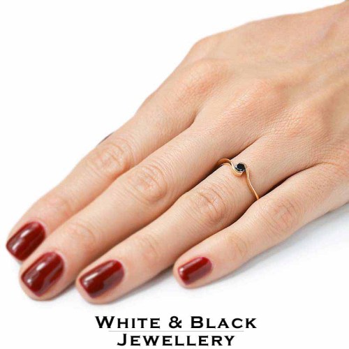 Rosegold eljegyzési gyűrű, fekete gyémánt - íves