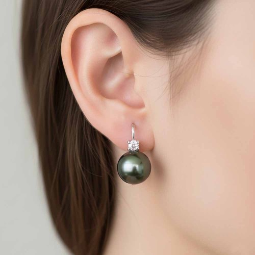 Tahiti gyöngy fülbevaló - gyémánttal - kapcsos